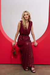 Długa sukienka cekinowa Scarlet Glow