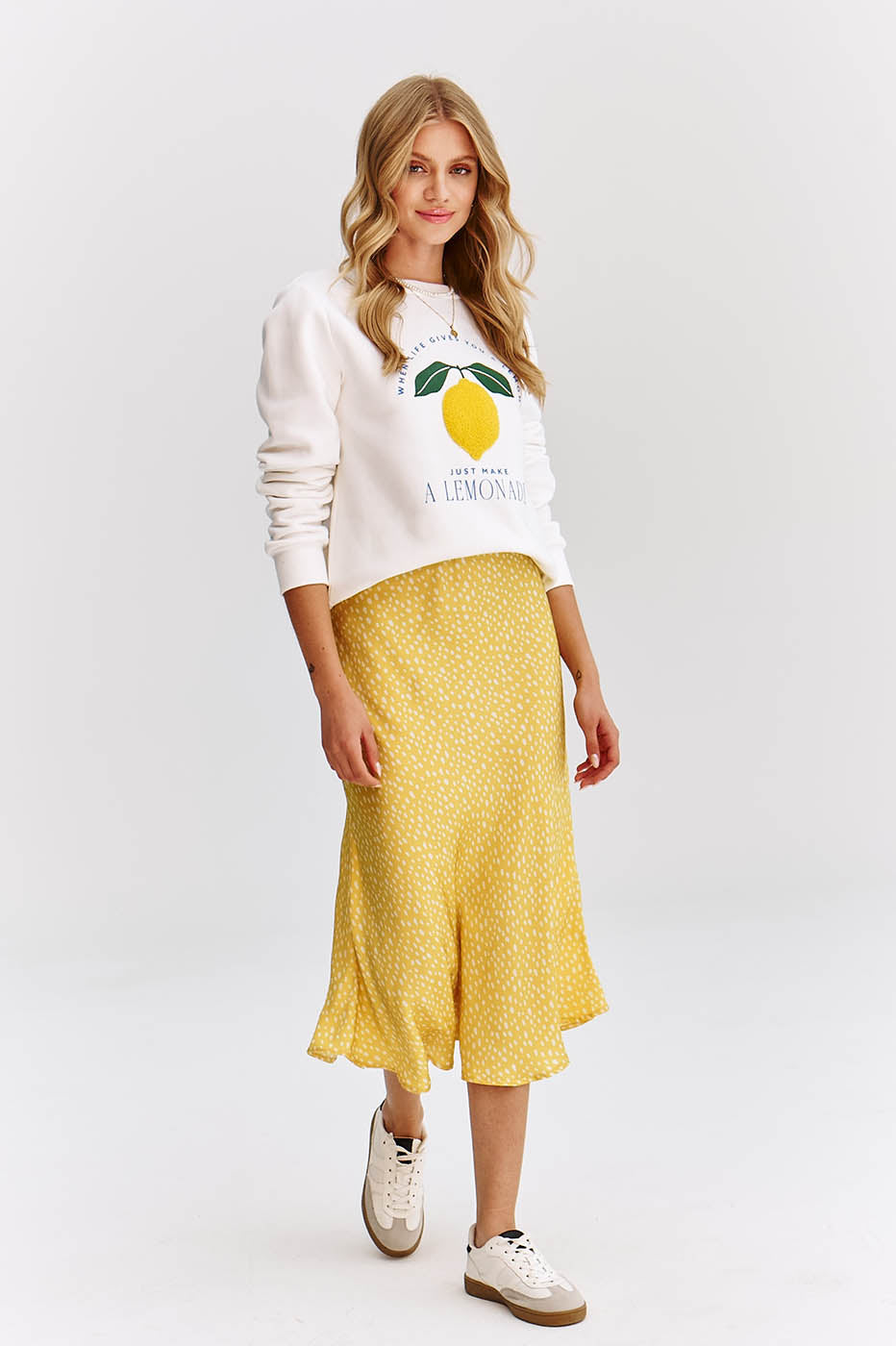 naoko żółta spódnica midi z wiskozy riviera sunbeam