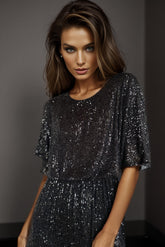 długa sukienka cekinowa