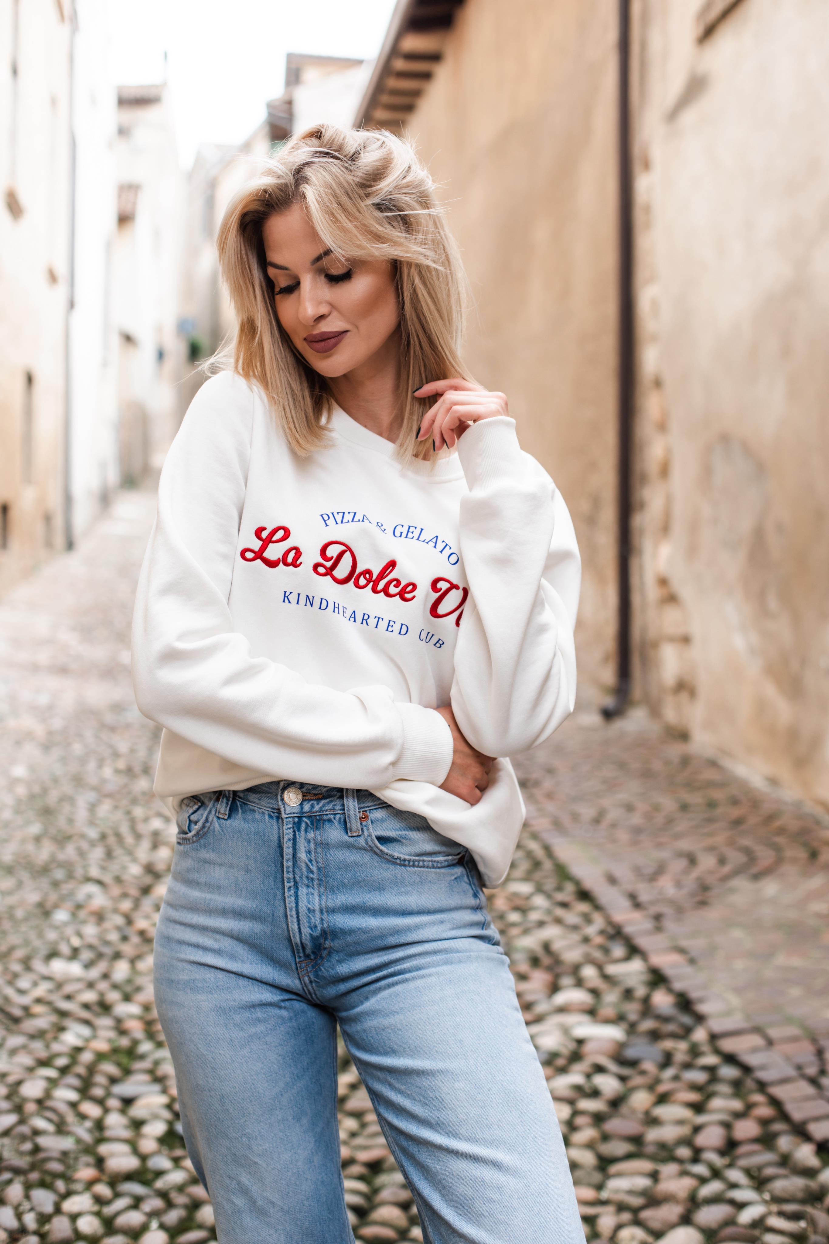 naoko biała bluza przez głowę z nadrukiem