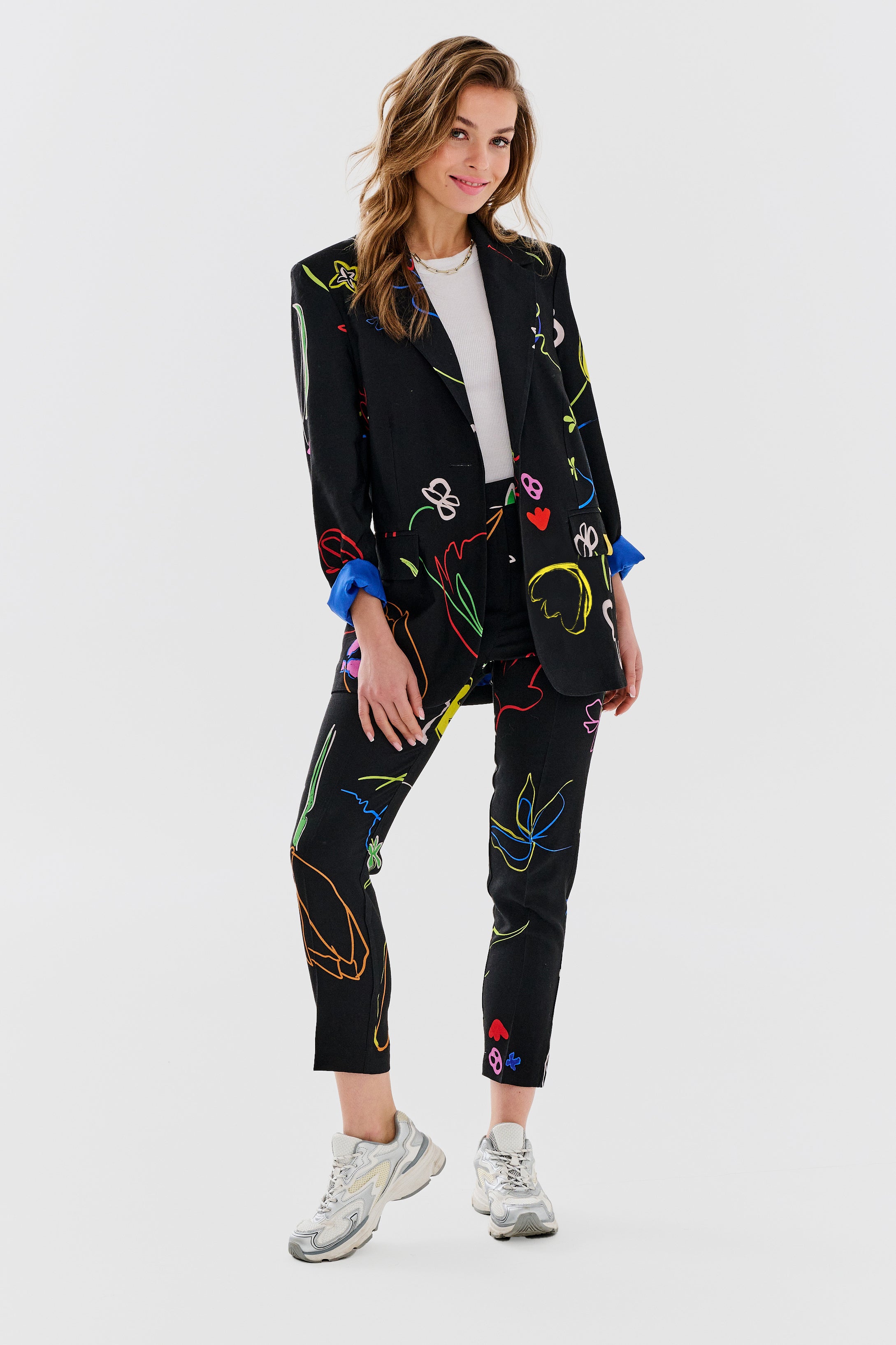 czarna marynarka damska z nadrukiem naoko