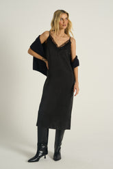 Sukienka midi z koronką Notturna