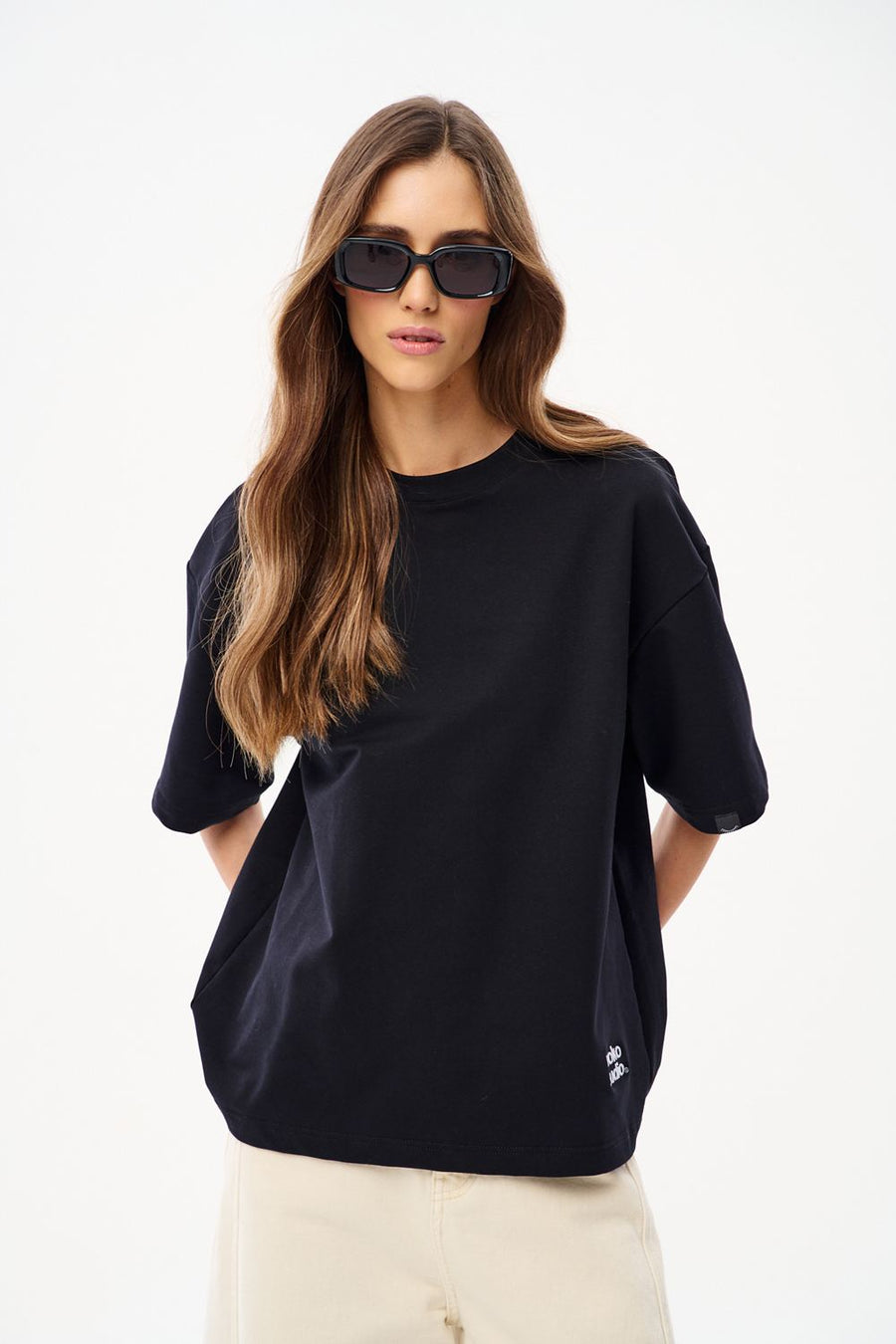T-shirt Naoko Studio Noir