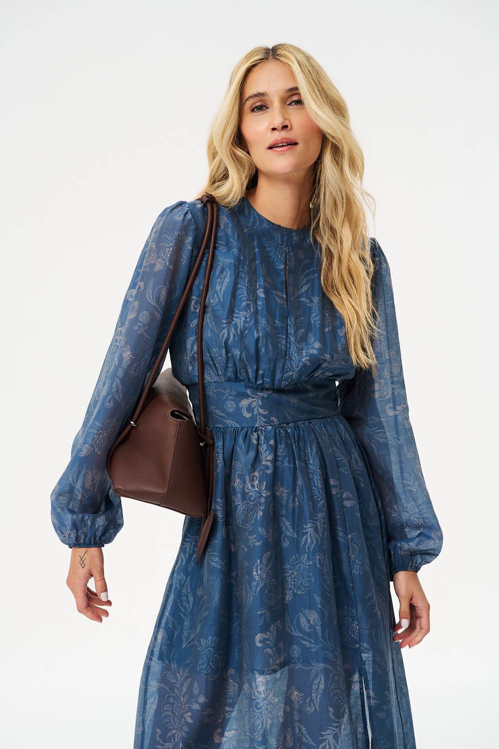 Sukienka midi Falling For Florals