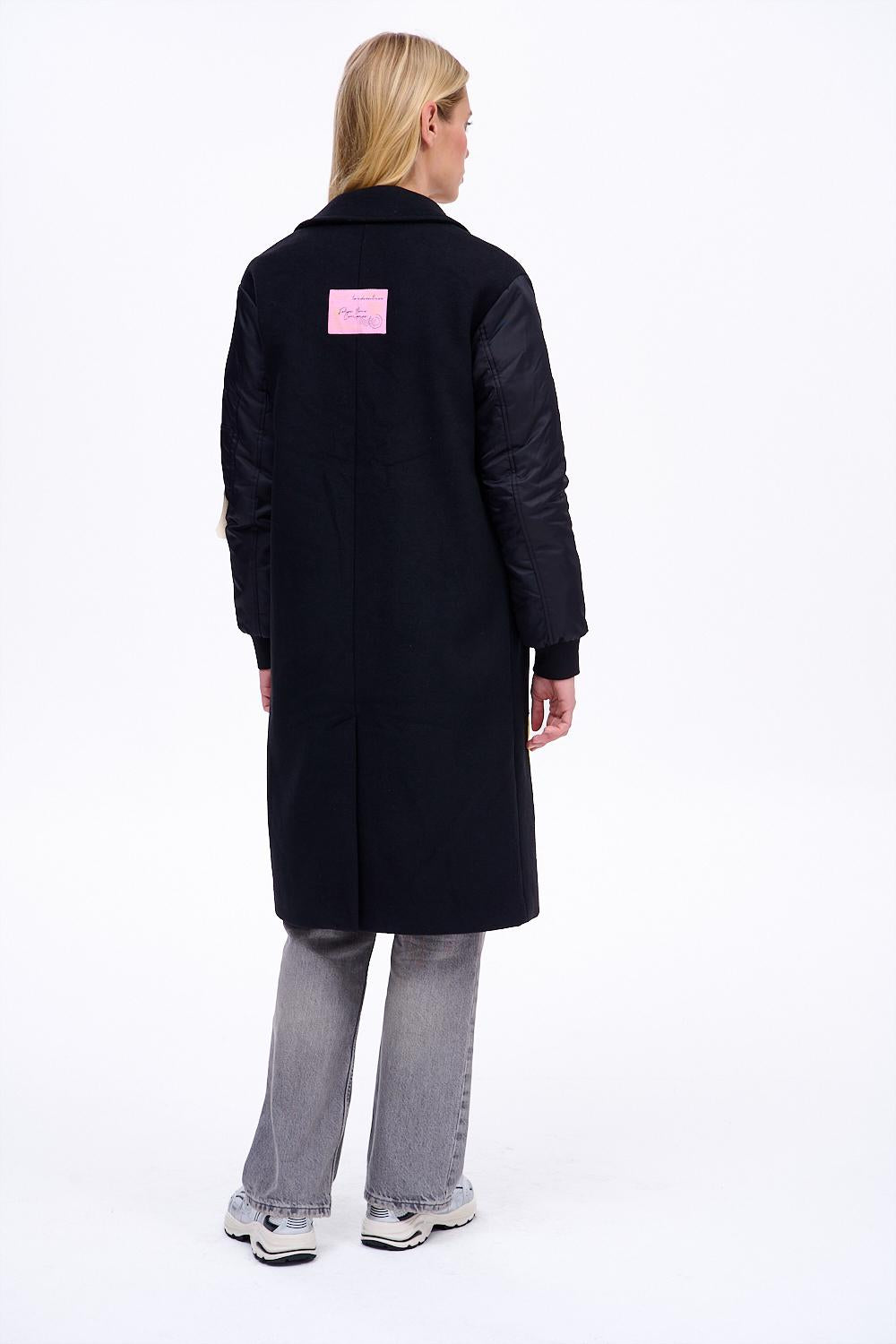 Pinajun NAOKO22.09626331.jpg?v=1758781463