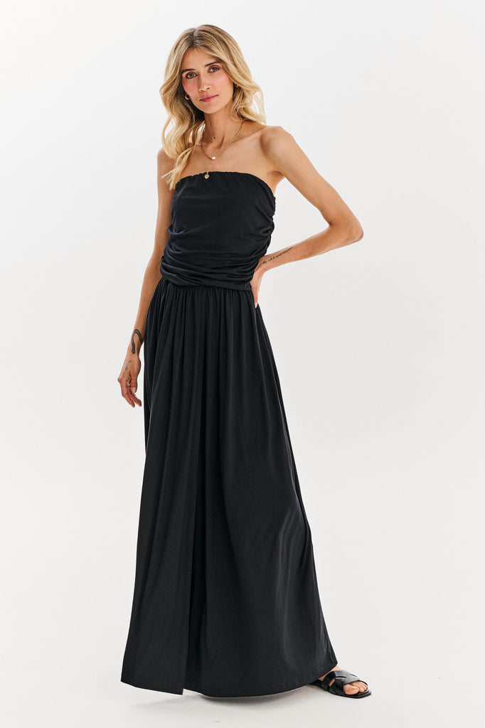 sukienka maxi bez ramiączek w kolorze czarnym naoko