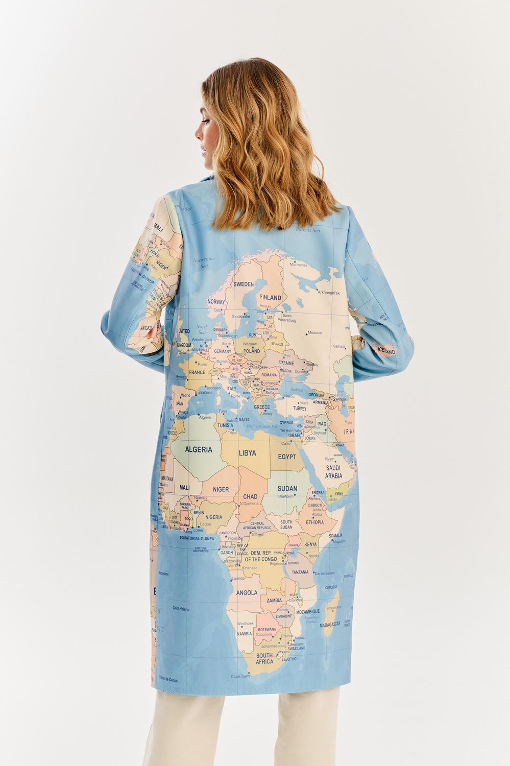 Płaszcz oversize Whole Wide World