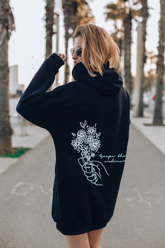 longline hoodie ESCAPE THE ORDINARY (1)